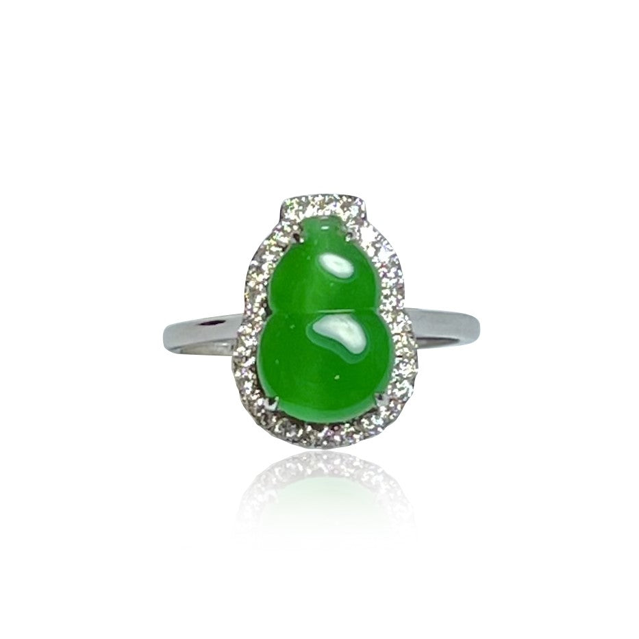 HULU JADEITE CABOCHON RING IN 18K WHITE GOLD AND DIAMONDS