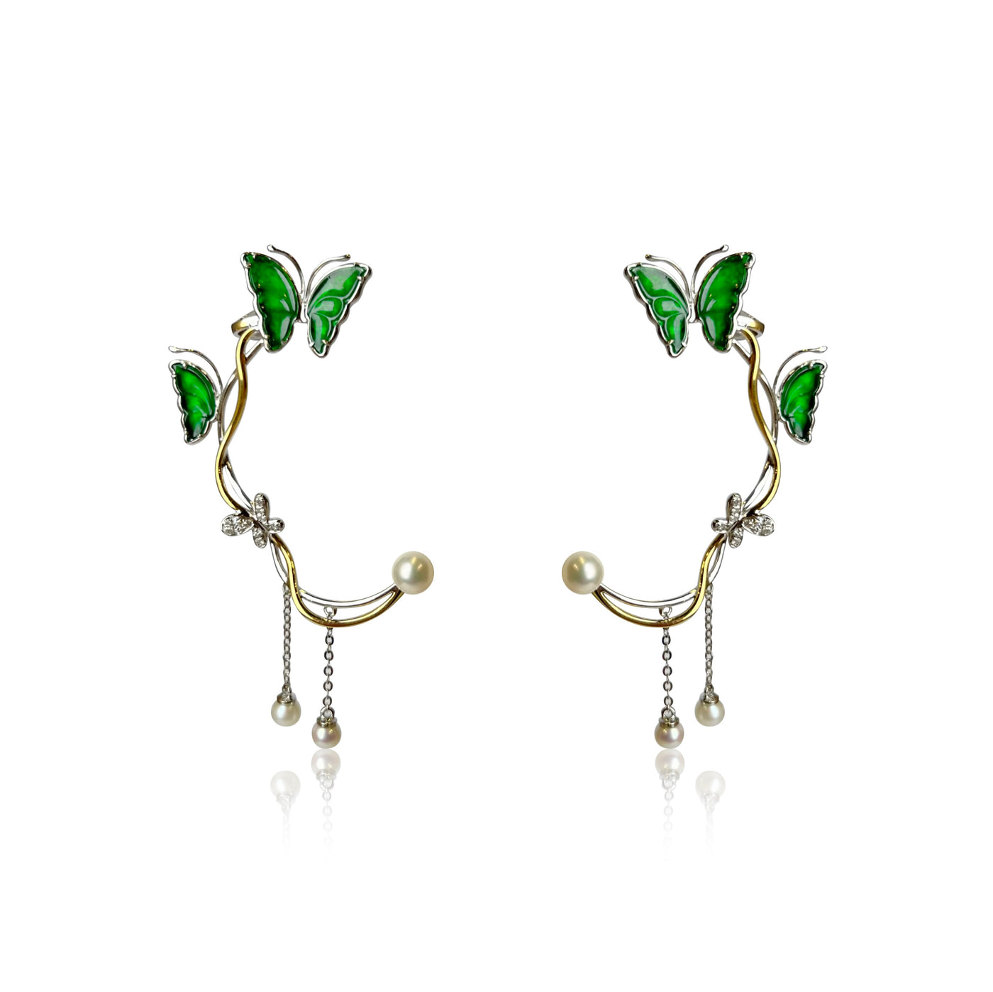 BUTTERFLY JADEITE EAR CLIMBER IN 18K GOLD AND DIAMONDS